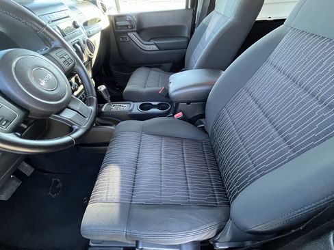 Used 2012 Jeep Wrangler Sport image 24