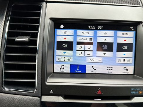 Used 2019 Ford Taurus SHO AWD/4WD image 23