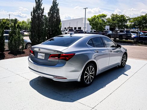Used 2016 Acura TLX V6 w/ Technology Package FWD image 10