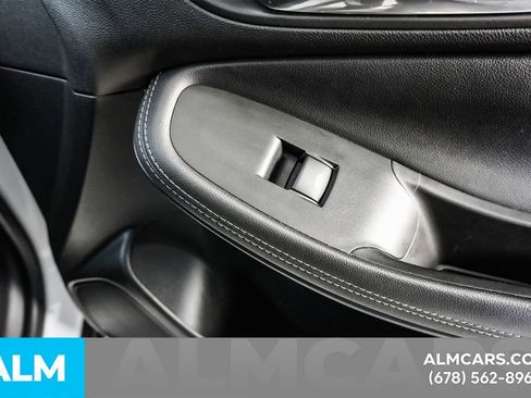 Used 2025 Buick Encore GX Preferred image 42