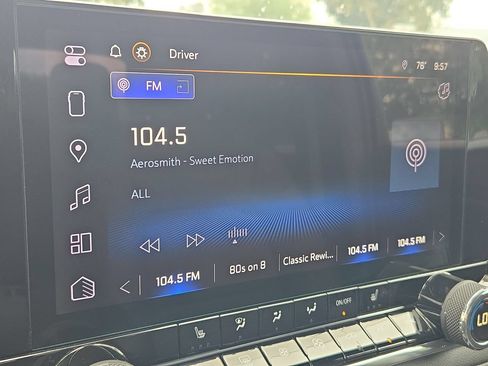 Used 2024 Chevrolet Colorado LT w/ LT Convenience Package III AWD/4WD image 38