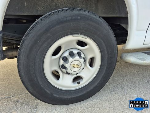 Certified 2024 Chevrolet Express 2500 w/ Driver Convenience Package image 11