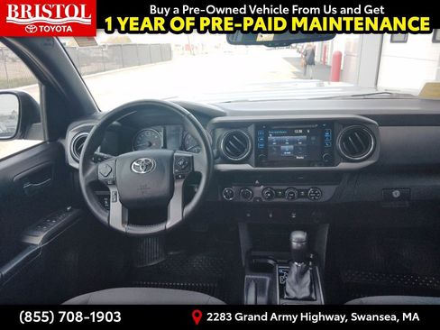 Used 2017 Toyota Tacoma TRD Sport w/ Tow Package (A/T) AWD/4WD image 19