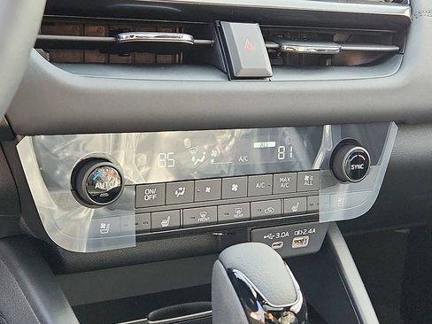 New 2026 Subaru Outback Touring XT image 8