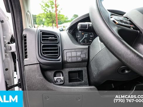 Used 2025 RAM ProMaster 2500 w/ Convenience Group FWD image 27