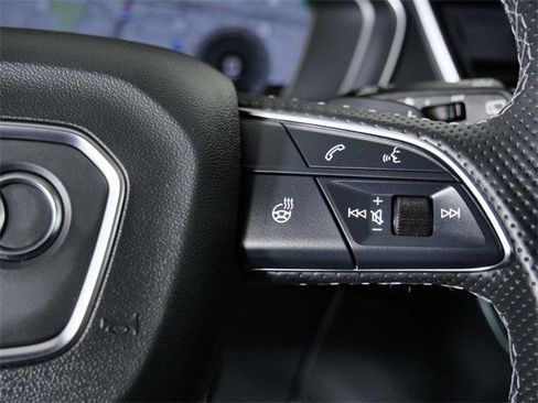 Used 2022 Audi SQ5 Prestige w/ Prestige Package image 22
