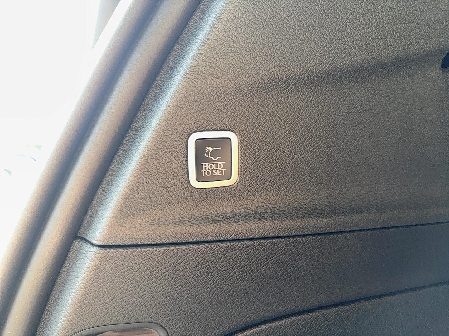 New 2027 Chrysler Pacifica Select AWD/4WD image 19