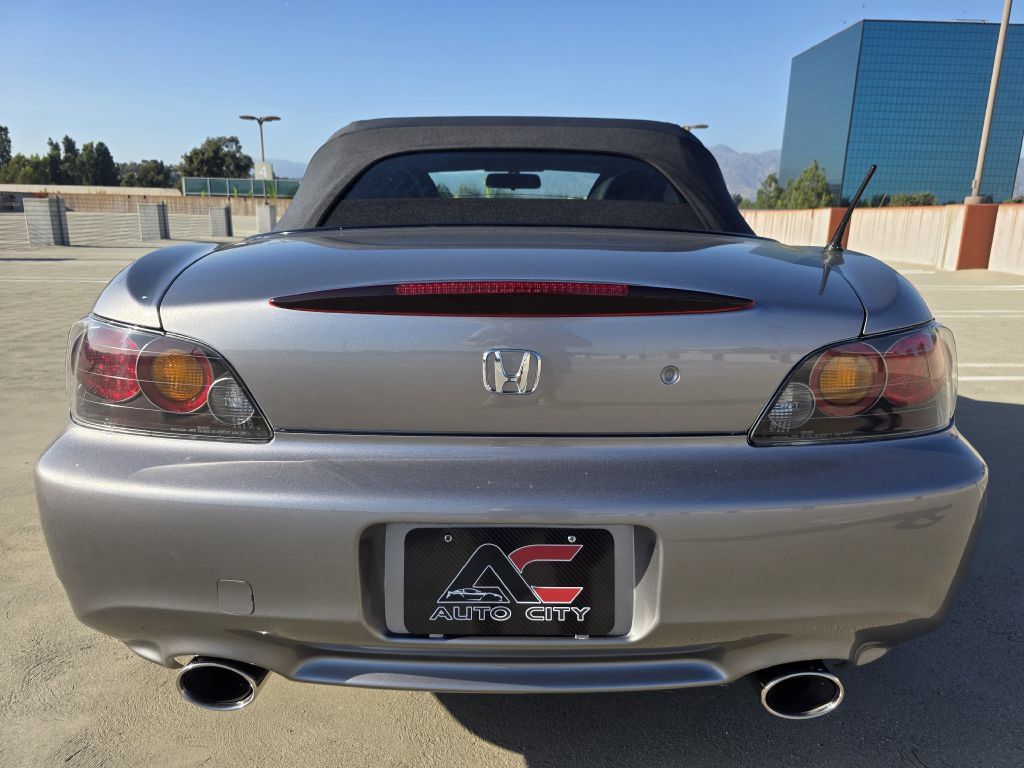Used 2004 Honda S2000 image 13