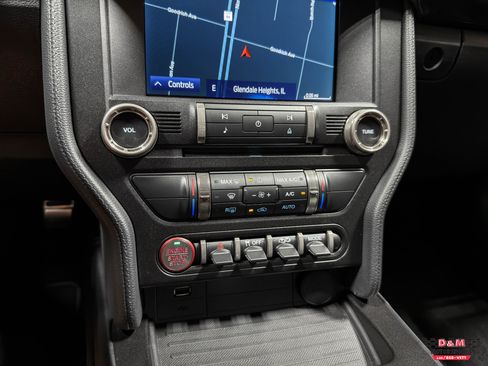 Used 2021 Ford Mustang Shelby GT500 w/ Carbon Fiber Track Pack RWD image 21