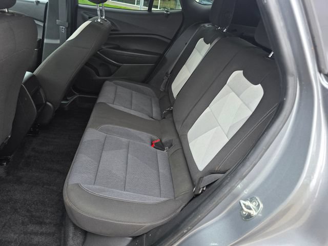 Used 2024 Chevrolet Trax RS FWD image 17