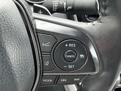 Used 2024 Toyota Camry SE image 15