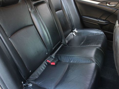 Used 2016 Honda Civic Touring image 21