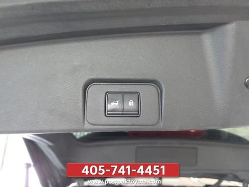 Used 2021 Nissan Rogue Platinum FWD image 22