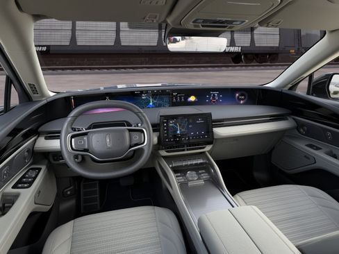 New 2026 Lincoln Nautilus Reserve AWD/4WD image 9