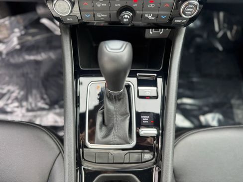 Used 2026 Jeep Compass Limited image 19