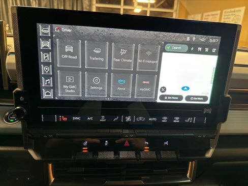 Used 2025 GMC Hummer EV 3X w/ LPO, Sport Package image 26