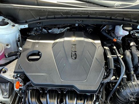 Used 2024 Hyundai Tucson Limited image 33