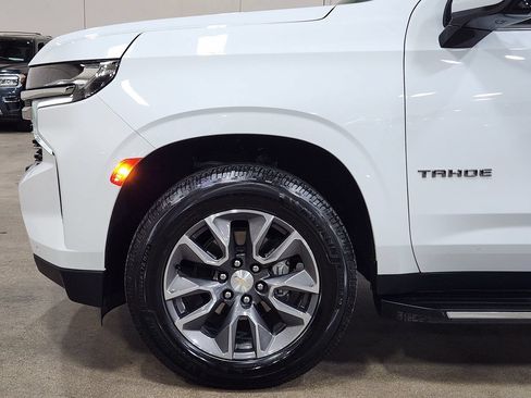 Used 2023 Chevrolet Tahoe LT w/ Luxury Package AWD/4WD image 5