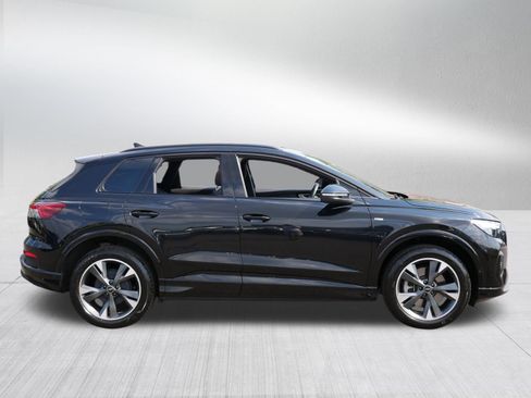 Used 2024 Audi Q4 e-tron Premium Plus w/ Premium Plus AWD/4WD image 8