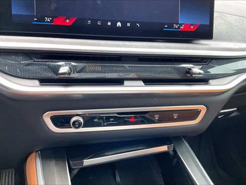 Used 2025 BMW X5 xDrive40i w/ Parking Assistance Package image 31