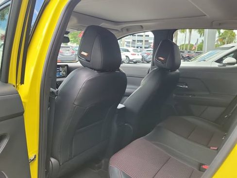 Used 2025 Nissan Kicks SR w/ SR Premium Package FWD image 10
