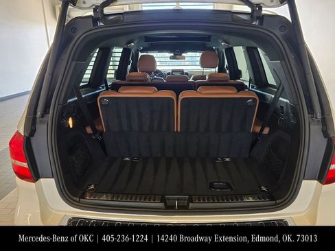 Used 2017 Mercedes-Benz GLS 450 4MATIC image 17