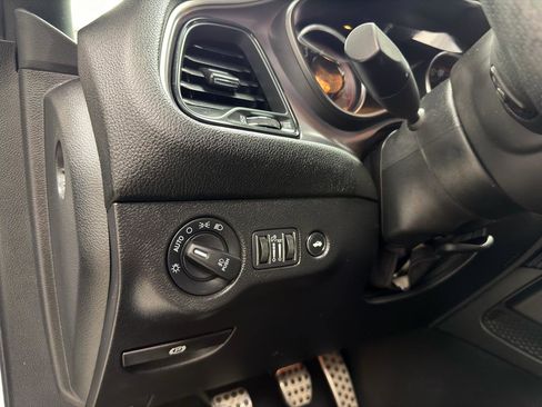 Used 2021 Dodge Challenger R/T Scat Pack RWD image 16