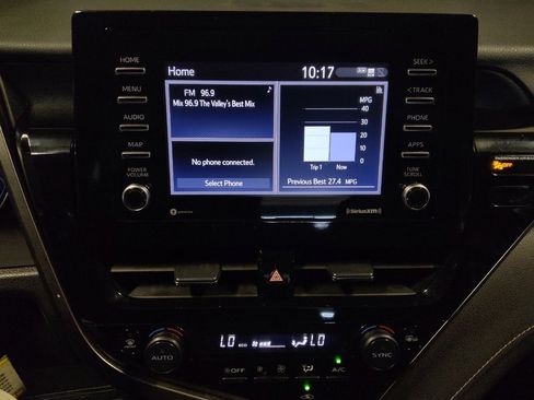 Used 2022 Toyota Camry SE image 25