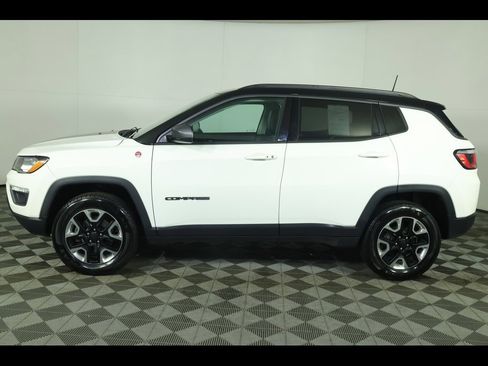 Used 2017 Jeep Compass Trailhawk w/ Leather Interior Group image 4
