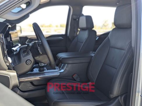 Used 2024 Chevrolet Silverado 1500 LTZ w/ Technology Package image 31