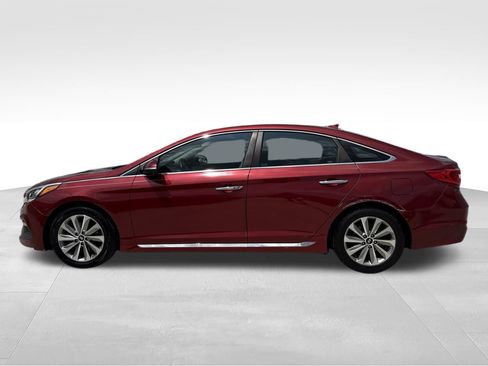 Used 2016 Hyundai Sonata Sport w/ Option Group 1V FWD image 8