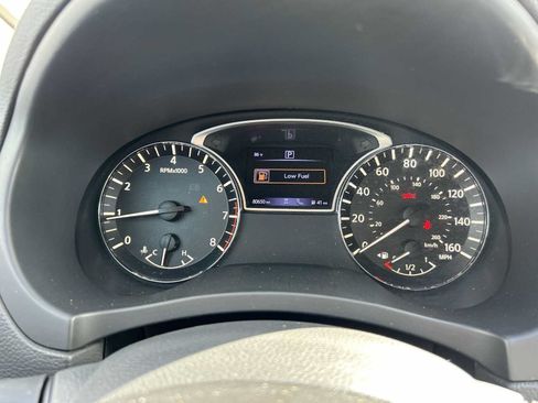 Used 2018 Nissan Altima 2.5 SV FWD image 10