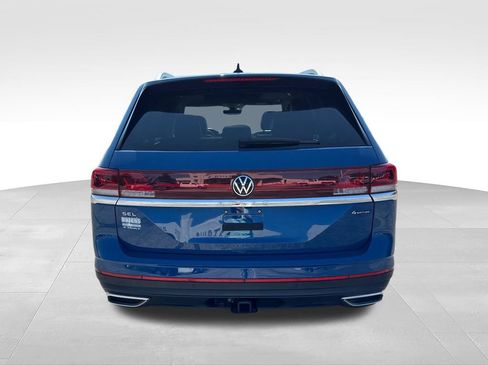 Used 2025 Volkswagen Atlas SEL AWD/4WD image 6