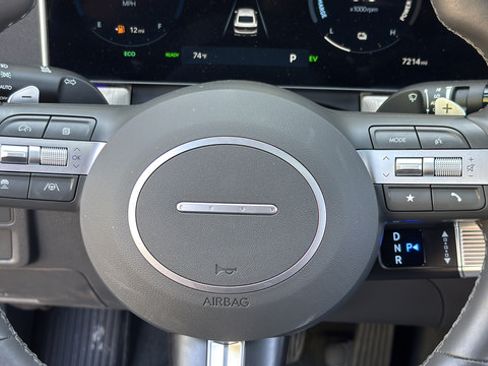 Used 2025 Hyundai Sonata Limited FWD image 15