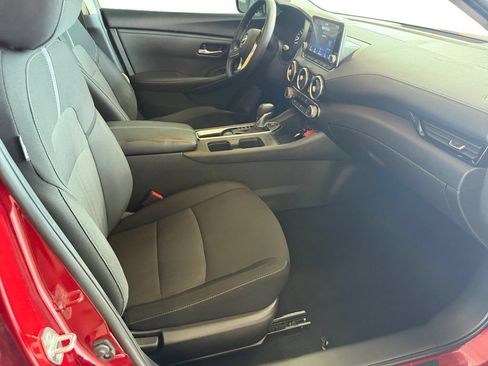 Used 2024 Nissan Sentra SV FWD image 16