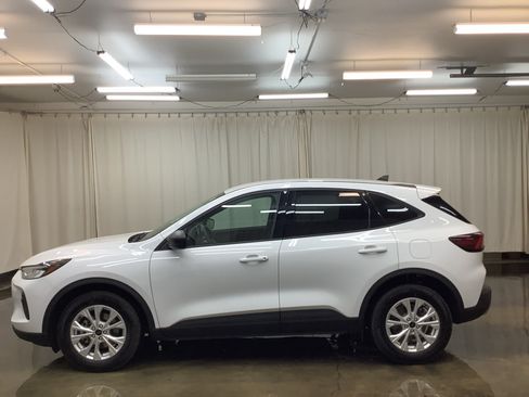 Used 2025 Ford Escape Active FWD image 10