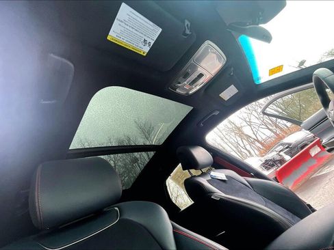 Used 2022 Genesis GV70 3.5T Sport w/ Sport Prestige Package image 12