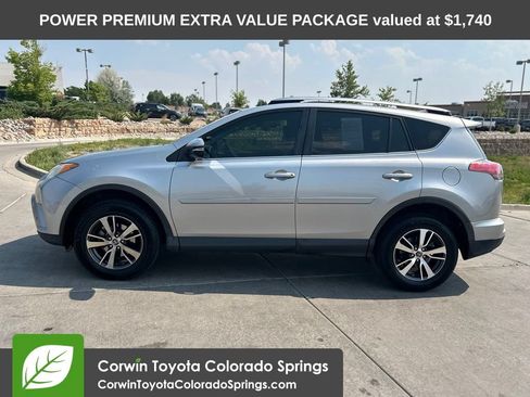 Used 2018 Toyota RAV4 XLE FWD image 4
