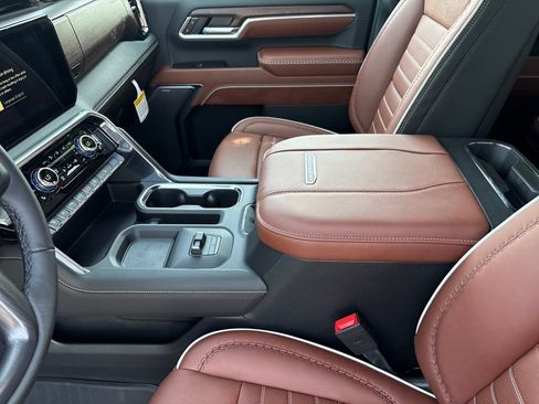 New 2026 GMC Sierra 2500 Denali Ultimate AWD/4WD image 39