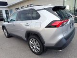 Used 2023 Toyota RAV4 XLE Premium image 3