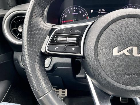 Used 2024 Kia Forte GT-Line image 21