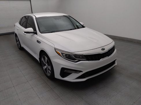 Used 2020 Kia Optima S FWD image 13