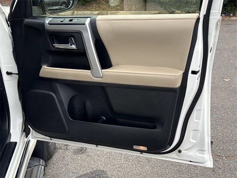 Used 2022 Toyota 4Runner Limited image 8