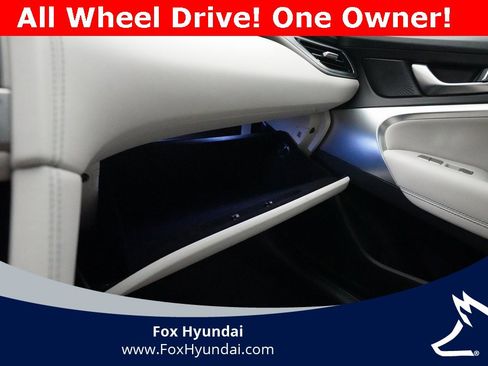 Used 2024 Genesis G70 2.5T image 29