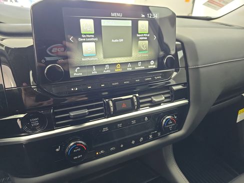 New 2025 Nissan Pathfinder SL image 22