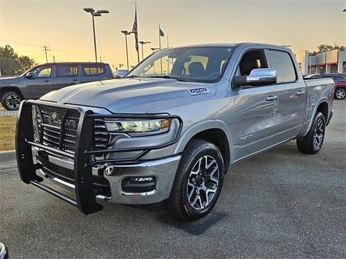 Used 2025 RAM 1500 Laramie image 3