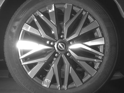 Used 2025 Nissan Altima 2.5 SV image 15