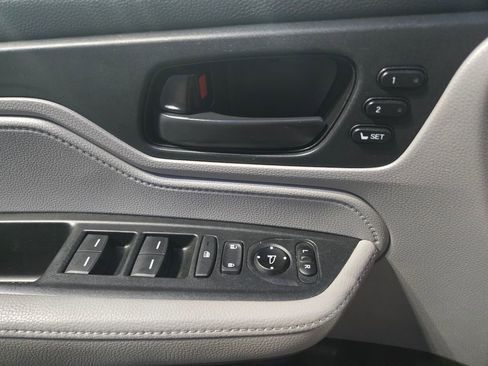Used 2019 Honda Odyssey EX-L image 11