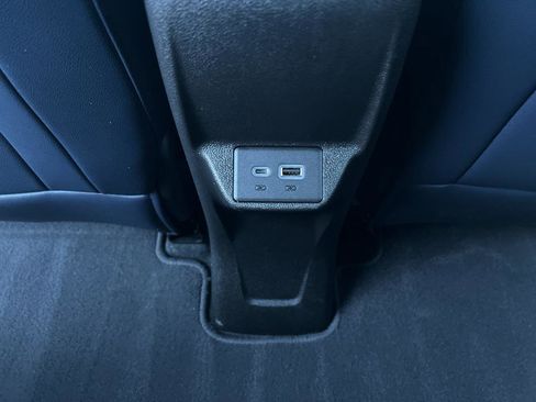 Used 2022 Chevrolet Bolt EUV Premier w/ Super Cruise Package image 14