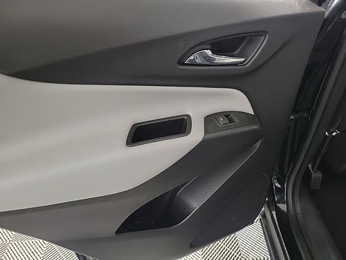 Used 2022 Chevrolet Equinox LT image 13